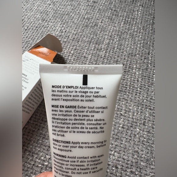 BNWT Lise Watier Sun Smart Invisible Primer SPF 30 – 60ml Full Size! - Picture 16 of 16